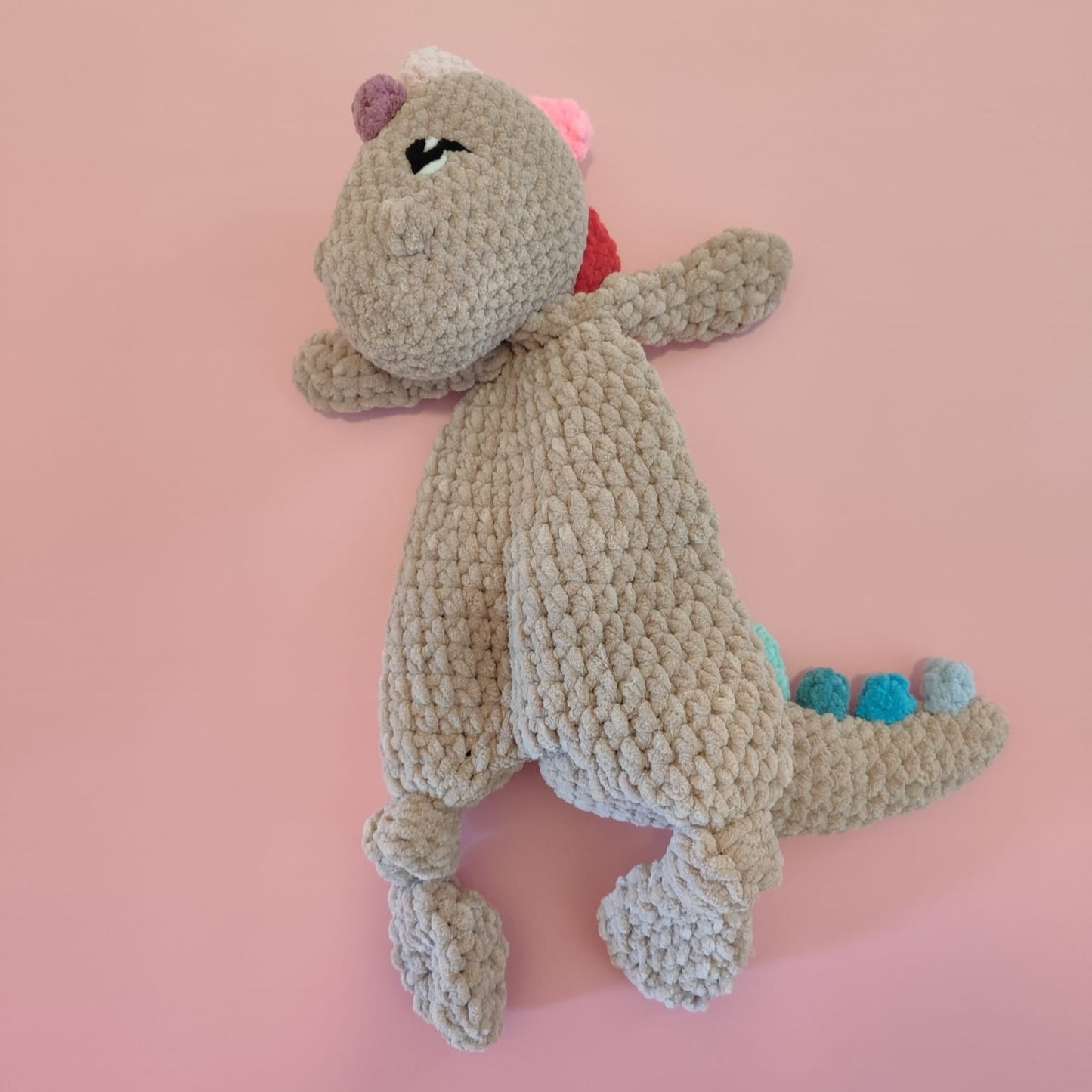 gros doudou dino beige foncé