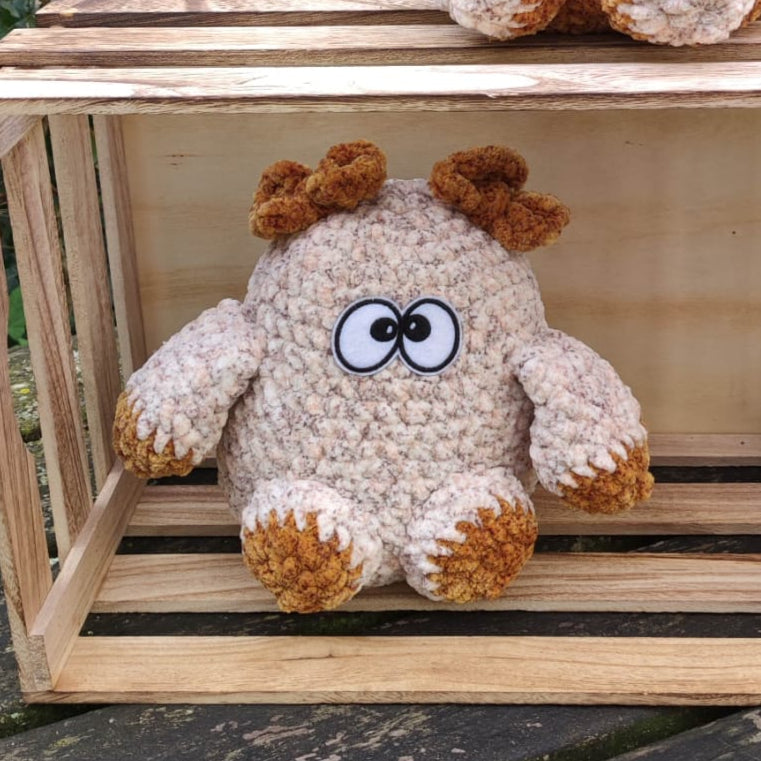 peluche gros monstre jaune