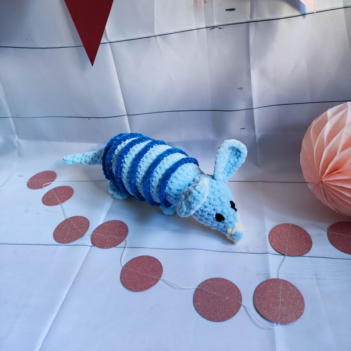 peluche tatou bleu