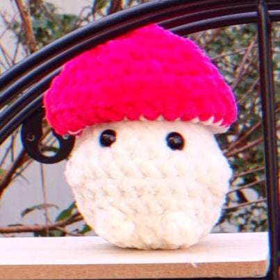 peluche champignon pop rose