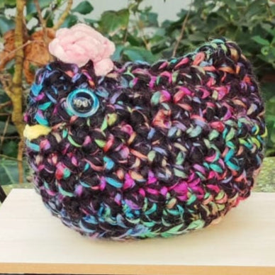 peluche poule L noire multicolore
