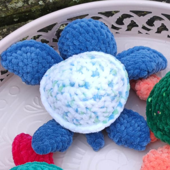 peluche tortue bleu blanc