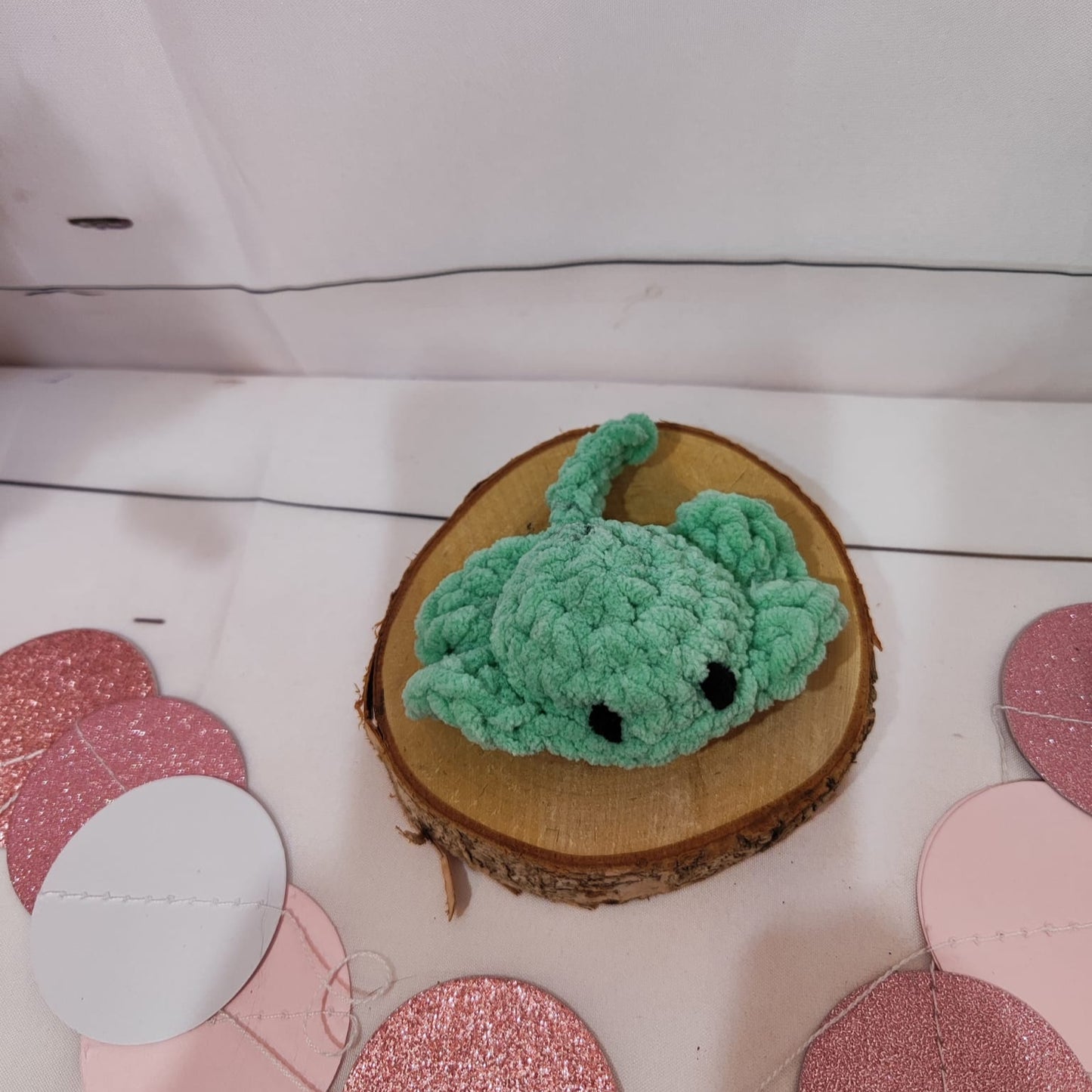 petite peluche raie verte