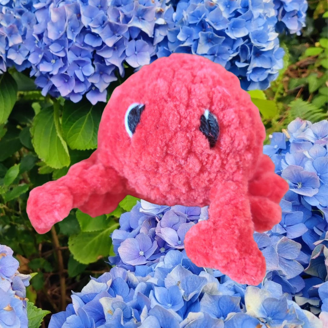 petite peluche crabe rouge