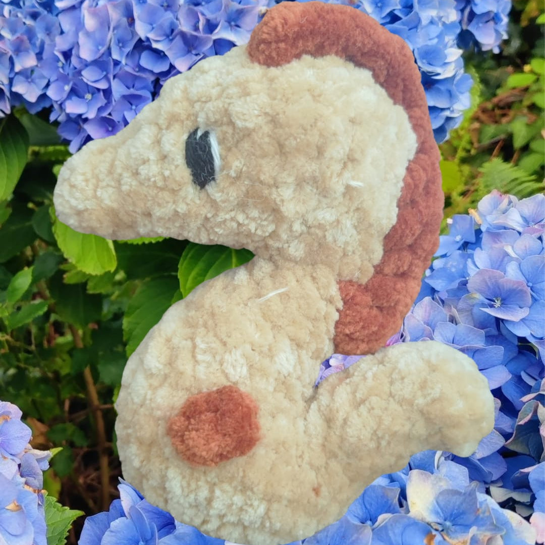 petite peluche hippocampe beige