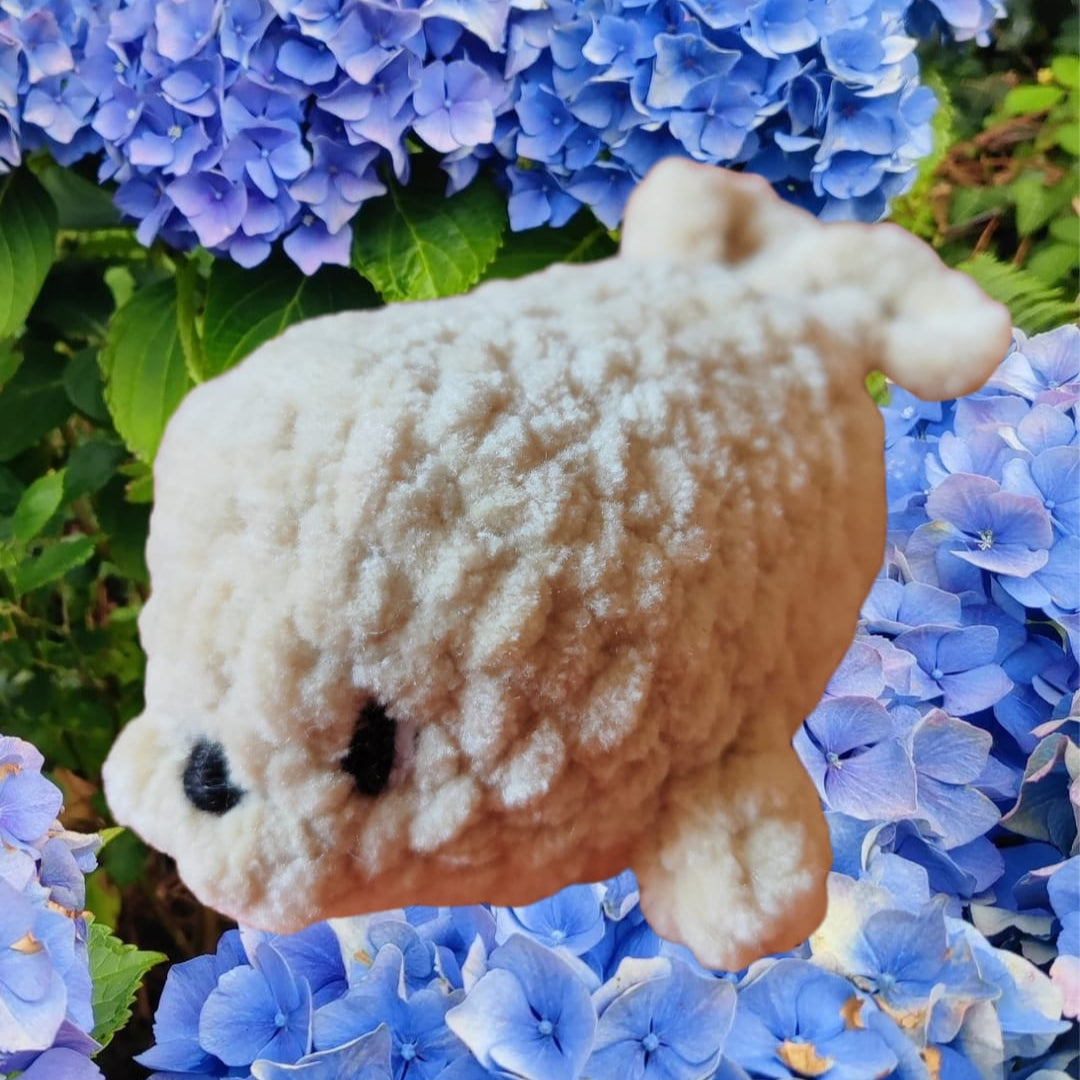 petite peluche phoque beige clair