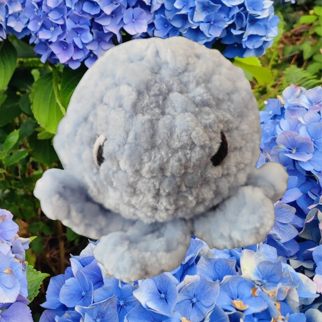 petite peluche pieuvre bleue