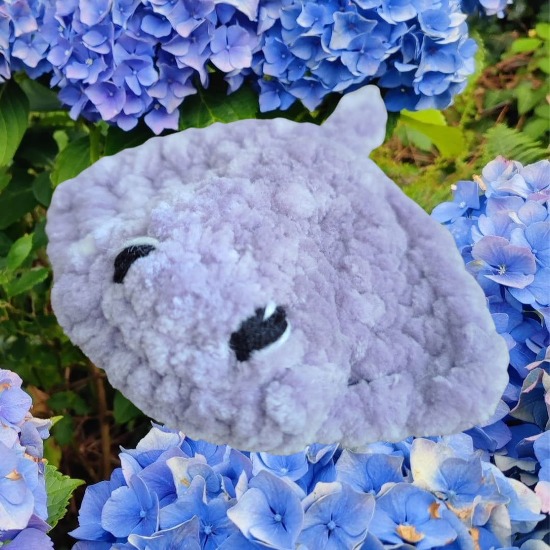 petite peluche raie violette