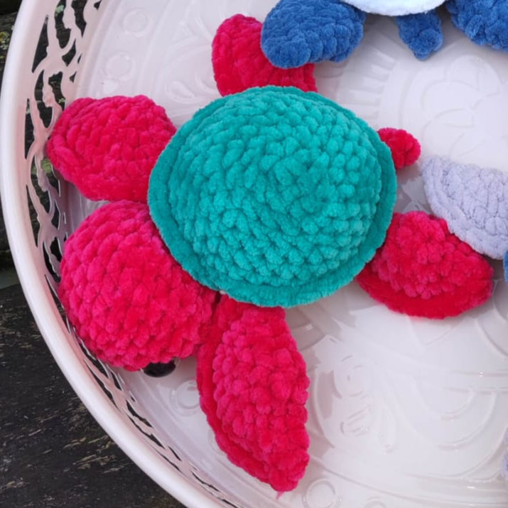 peluche tortue rose vert