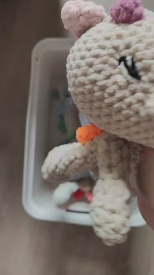 Gros doudou dino beige clair